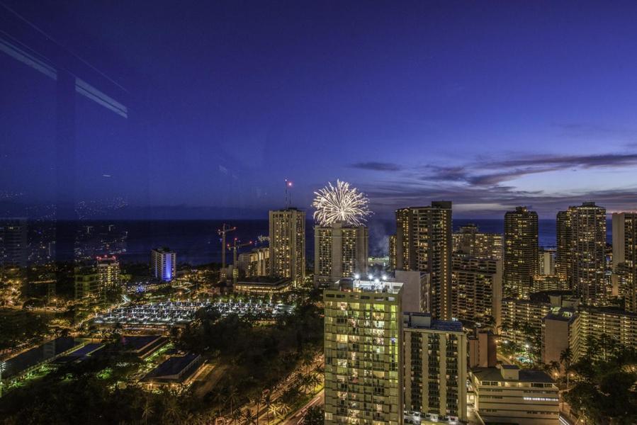Hawaiian Monarch Penthouse 401 By Hawaii Ocean Club Apartment Honolulu Bagian luar foto